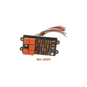 BH-4009 HYUNDAİ R-7 24V SİGORTA KUTUSU