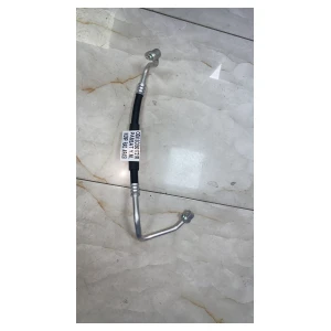 OEM: 3C0820721R PASSAT Y.M. KOMPRESÖR RADYATÖR ARASI KLİMA HORTUMU