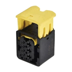 Mercedes-Benz Axor Yeni Model Kilitli 7'li Kablosuz Stop Lambası Soketi